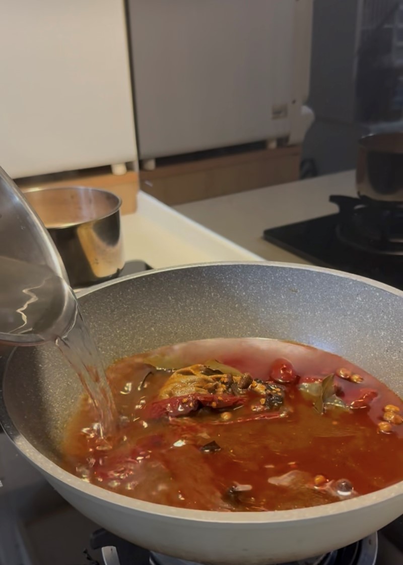女人知己試用大隊,口碑行銷,部落客行銷,草食研 十三香赤麻辣鍋底包,麻辣鍋,鍋底包,火鍋,素食,蔬食,大哉良食,草食研,Vegan,可以喝湯的麻辣鍋